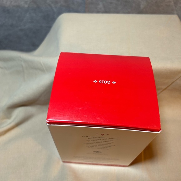 2015 Up on the Housetop Hallmark Keepsake Ornament - Picture 7 of 16